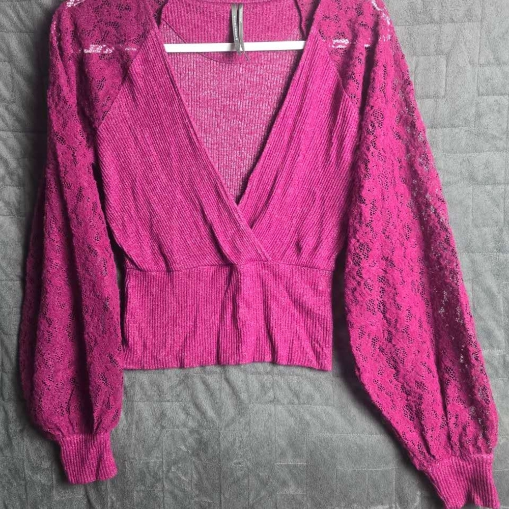 Anthropologie Pink Fuschia Knit Lace Puff Sleeves V-Neck Sweater Size S
